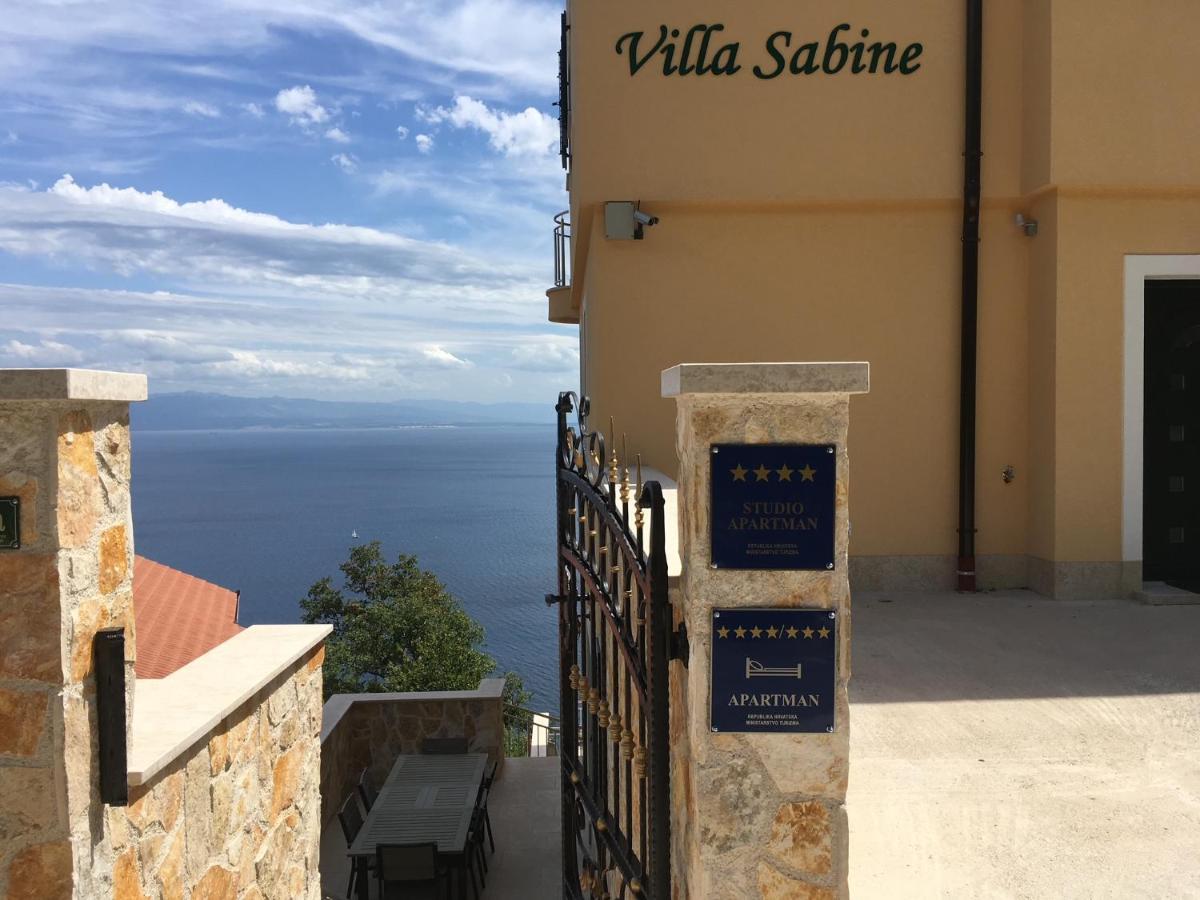 Villa Sabine Apartment Losinj Medveja Exterior photo