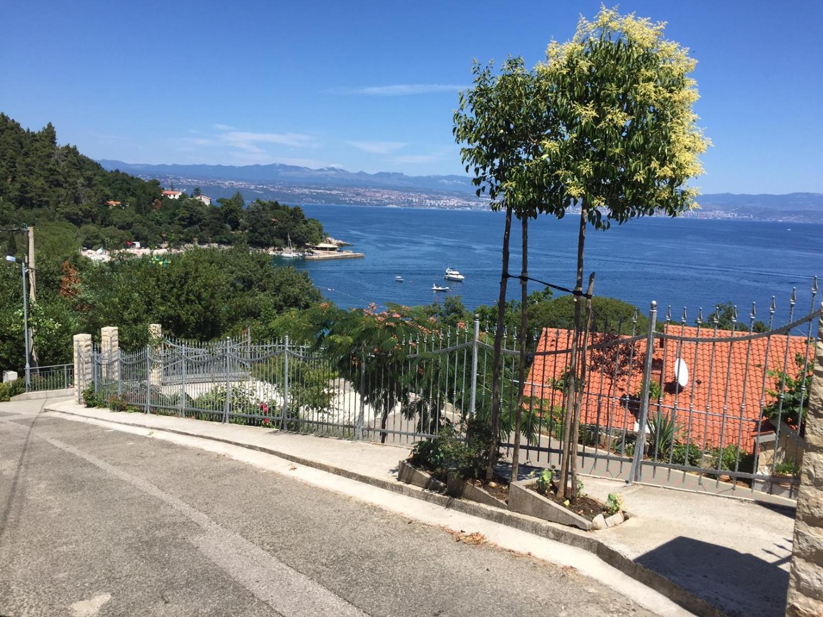 Villa Sabine Apartment Losinj Medveja Exterior photo